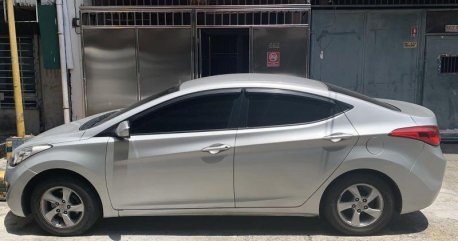 Silver Hyundai Elantra for sale in Santo Tomas