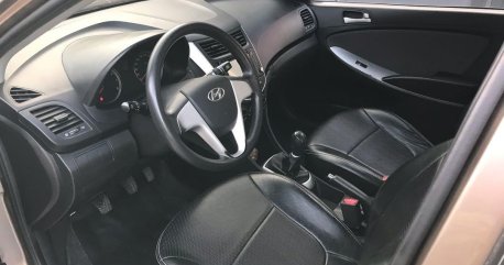 Selling Grey Hyundai Accent in Guiguinto