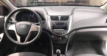 Sell Silver 2016 Hyundai Accent 1.4 GL (M) in Quezon City