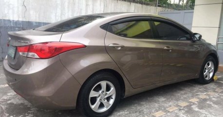 Grey Hyundai Elantra for sale in Makati