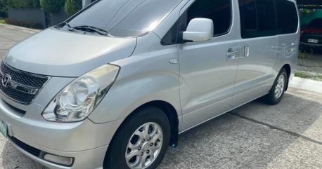 Grey Hyundai Grand starex 2015 Van for sale in Manila
