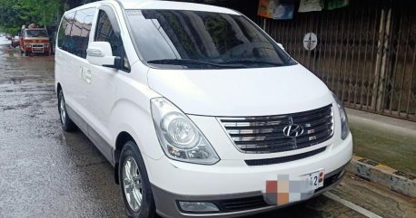 Sell White 2016 Hyundai Grand Starex in Manila