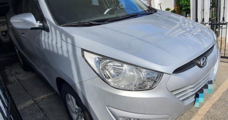 Sell Silver 2012 Hyundai Tucson in Las Piñas