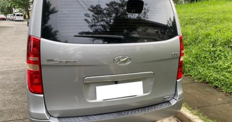 Sell Grey Hyundai Starex in Quezon City