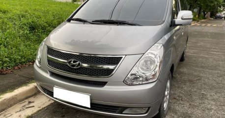 Sell Grey Hyundai Starex in Quezon City