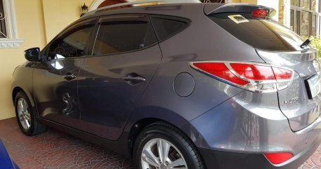 Sell Grey Hyundai Tucson in Angeles