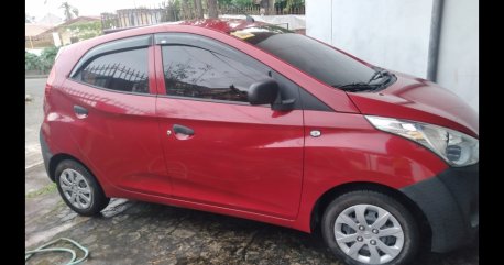 Red Hyundai Eon 2015 Hatchback at 48349 km for sale in San Pedro