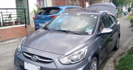 Selling Grey Hyundai Accent 2016 in Cavite