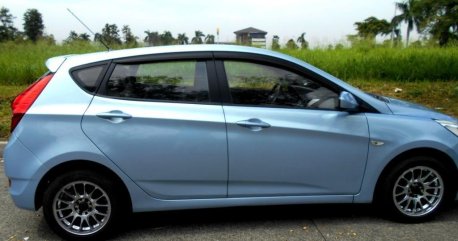 Blue Hyundai Accent 2014 for sale in Quezon City