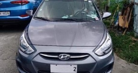 Selling Grey Hyundai Accent 2016 in Cavite