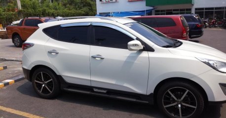 White Hyundai Tucson 2010 for sale in Dasmarinas