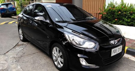 Hyundai accent black