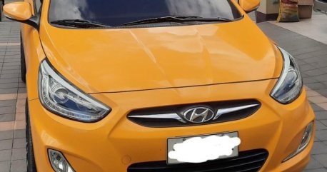 Selling Yellow Hyundai Accent 2014 in Quezon