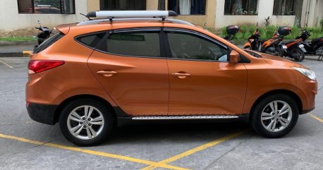 Orange Hyundai Tucson 2013 for sale in Cainta