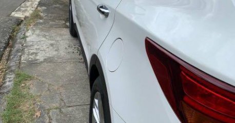 White Hyundai Santa Fe 2016 for sale in Pasig