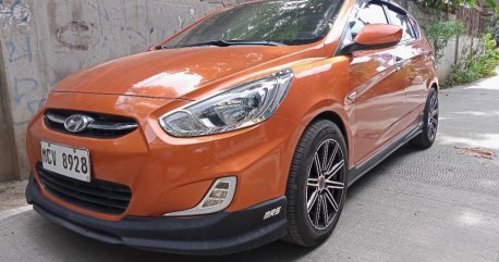 Orange Hyundai Accent 2016