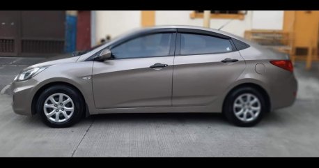 Selling Silver Hyundai Accent 2014 in General Trias