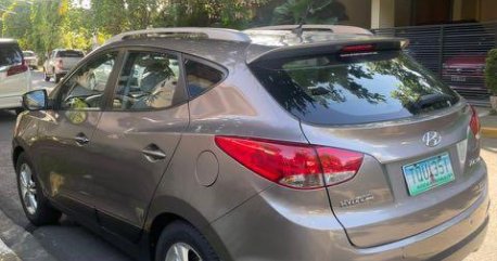 Selling Hyundai Tucson 2012 