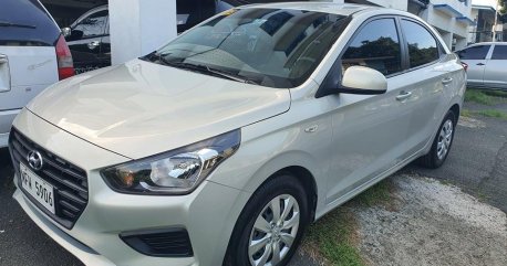 Selling Brightsilver Hyundai Reina 2019 in Parañaque