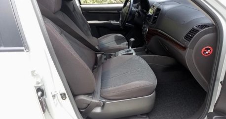 Selling Brightsilver Hyundai Santa Fe 2011 in Pasig