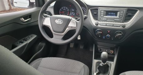 Pearl White Hyundai Accent 2020 for sale in Manual