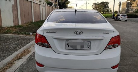 White Hyundai Accent 2015 for sale in Quezon