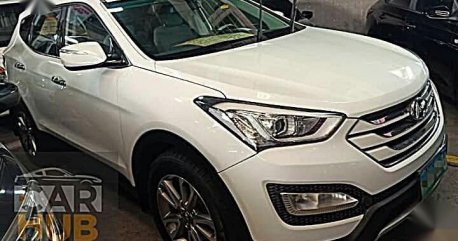 White Hyundai Santa Fe 2014 for sale in Quezon