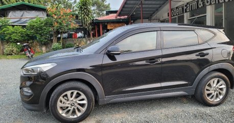 Selling Black Hyundai Tucson 2017 in Tagaytay