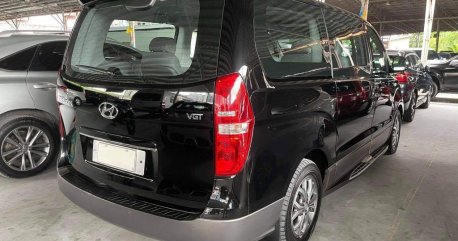 Sell Black 2017 Hyundai Starex in Quezon City