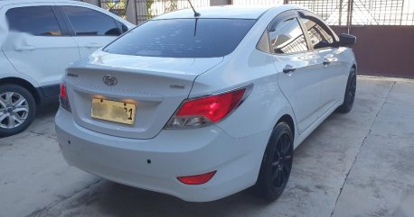 White Hyundai Accent 2016 for sale in Paranaque