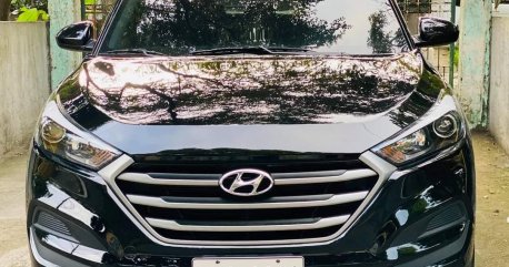 Selling Black Hyundai Tucson 2016 in Imus