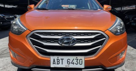 Orange Hyundai Tucson 2014 for sale in Automatic