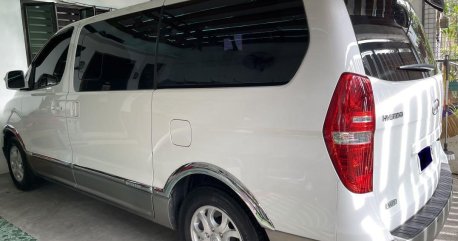 White Hyundai Starex 2014 for sale in Parañaque