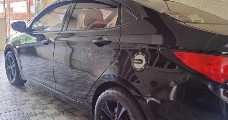 Selling Black Hyundai Accent 2016 in Malabon