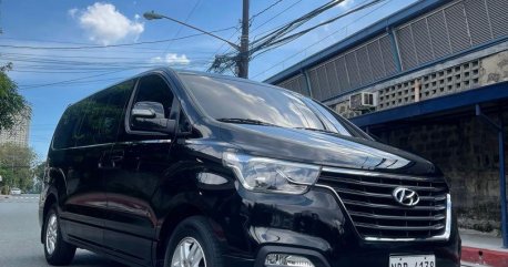 Selling Black Hyundai Grand Starex 2019 in San Juan