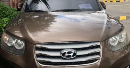 Selling Brown Hyundai Santa Fe 2012 in Pasig