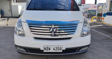 Pearl White Hyundai Starex 2016 for sale in Quezon 
