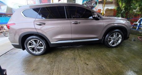 Silver Hyundai Santa Fe 2019 for sale in Quezon