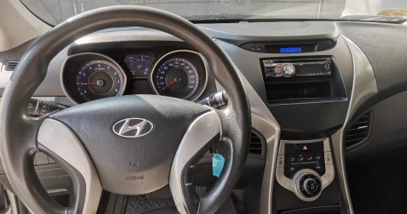 Silver Hyundai Elantra 2012 for sale in Automatic