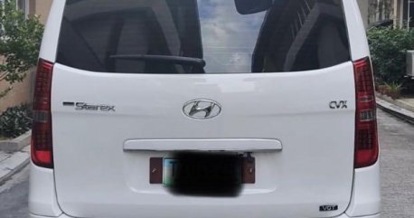 White 2012 Hyundai Starex for sale in Automatic