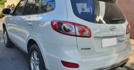 White Hyundai Santa Fe 2011 for sale in San Juan