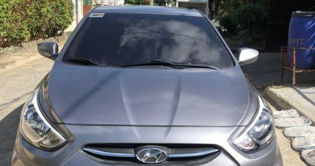 Selling Silver Hyundai Accent 2017 in Cainta