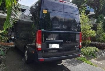 Grey Hyundai H350 2018 for sale in Quezon 