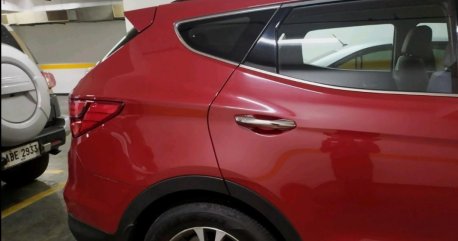 Selling Red Hyundai Santa Fe 2015 in Quezon