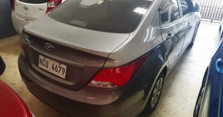 Selling Silver Hyundai Accent 2013 in Quezon