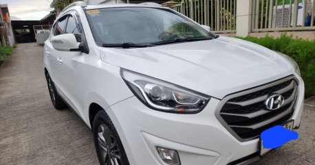 White Hyundai Tucson 2015 for sale in Cainta