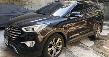 Black Hyundai Grand Santa Fe 2015 for sale in Makati