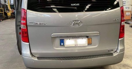 Silver Hyundai Starex 2015 for sale in Makati