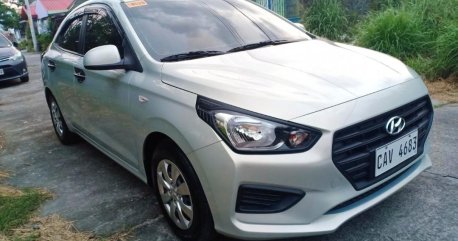 Sell Silver 2020 Hyundai Reina in Angeles