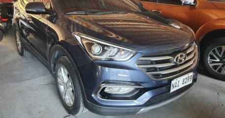 Selling Black Hyundai Santa Fe 2018 in Pasig